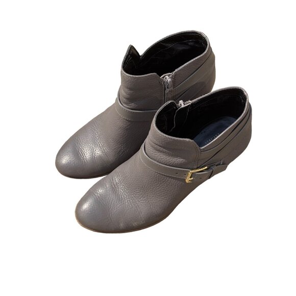 Women's Gray Leather Ankle Boots With Buckle & Zipper Closure Stacked Heel - Picture 3 of 8